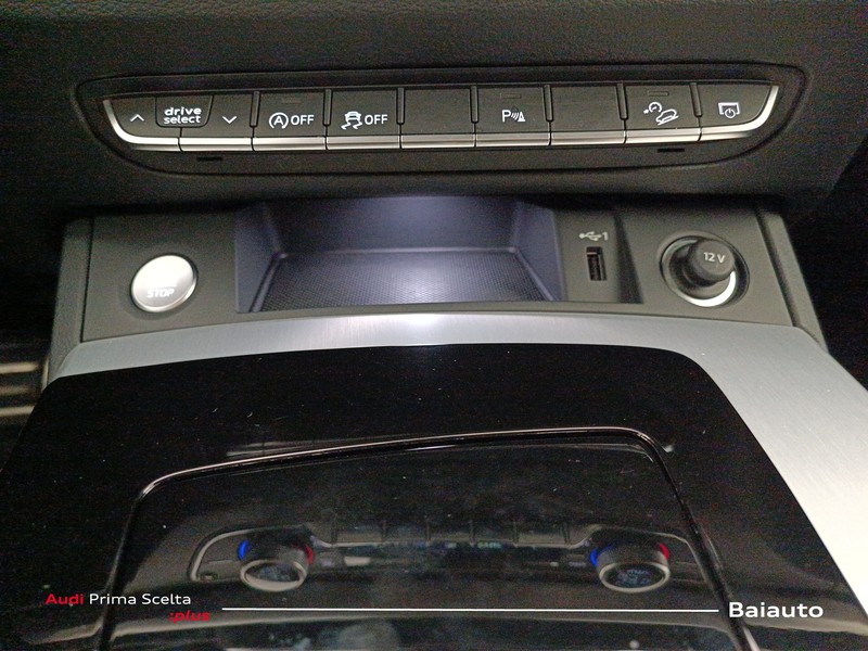 13 - Audi Q5 sportback 40 2.0 tdi mhev 12v s line quattro s tronic