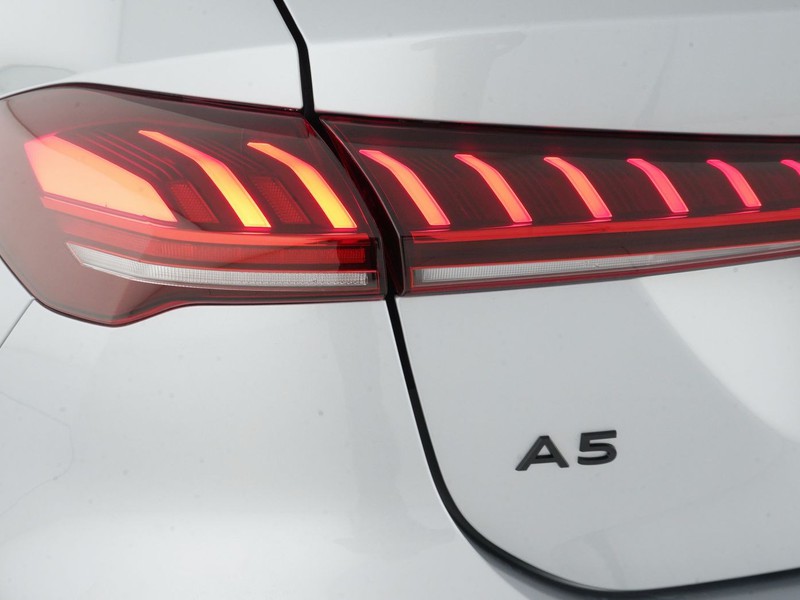 7 - Audi A5 avant 2.0 tdi mhev+ 204cv business advanced