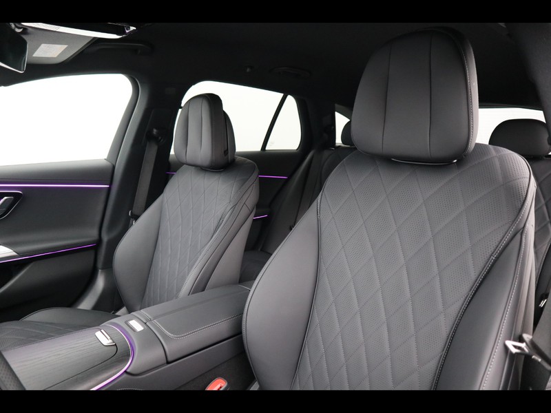 7 - Mercedes Classe E station wagon 220 d amg line premium 4matic 9g-tronic