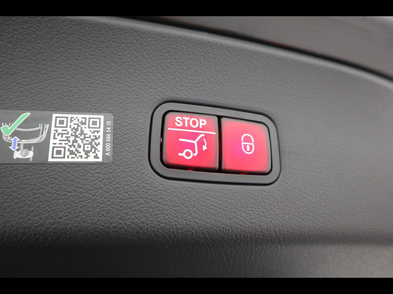 19 - Mercedes GLC coupe 220 d amg line premium 4matic 9g-tronic