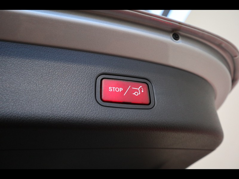 19 - Mercedes GLC suv 300 de plug in hybrid amg line advanced tech 4matic 9g-tronic