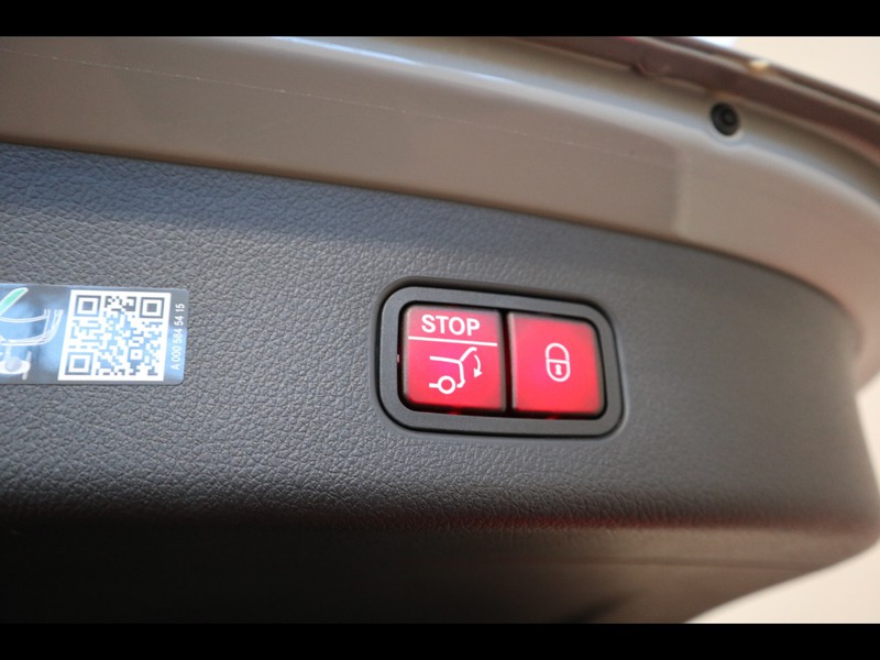 19 - Mercedes GLC suv 300 d amg line premium 4matic 9g-tronic