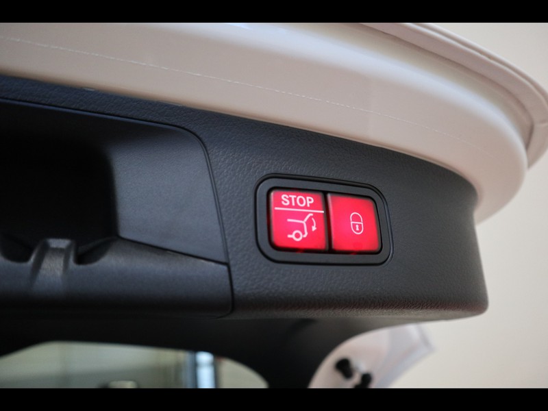 19 - Mercedes GLA 220 d amg line premium 4matic 8g-dct