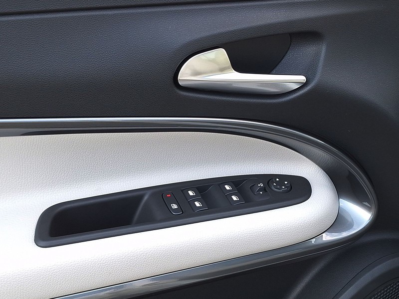 19 - Fiat 600 1.2 hybrid 110cv la prima ii edct