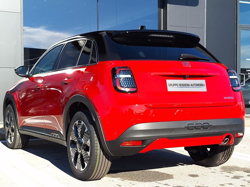 7 - Fiat 600 1.2 hybrid 110cv la prima ii edct