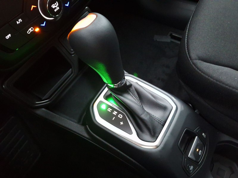 19 - Jeep Renegade 1.5 turbo t4 mhev north star 2wd dct