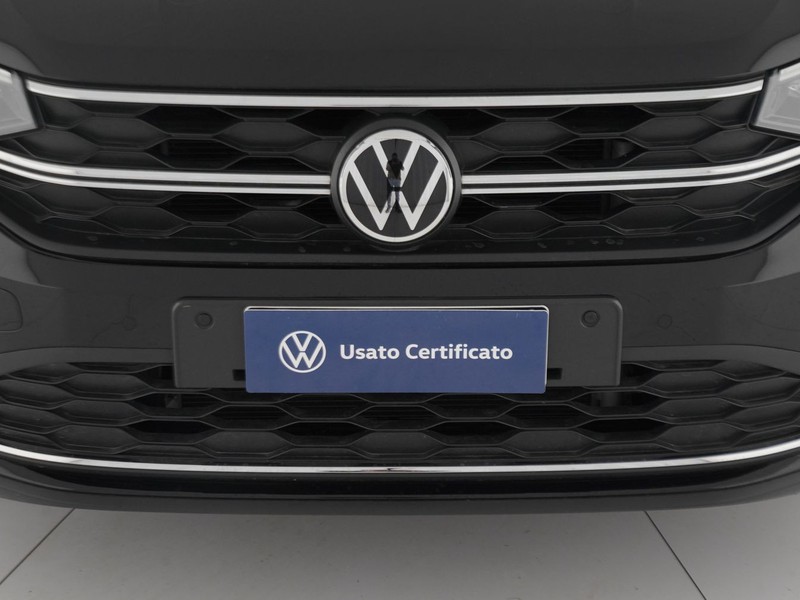 13 - Volkswagen Taigo 1.0 tsi 115cv life