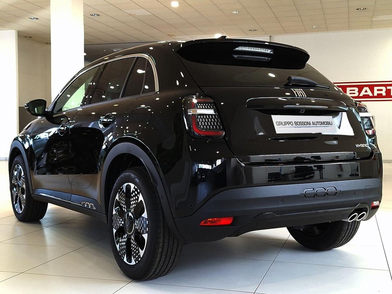 7 - Fiat 600 1.2 hybrid 145cv la prima edct