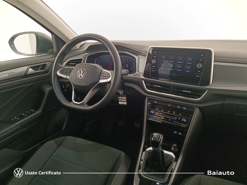 7 - Volkswagen T-Roc 1.5 tsi act style