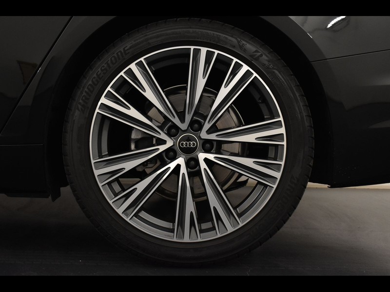 13 - Audi A6 avant 40 2.0 tdi mhev 12v business advanced quattro ultra s tronic