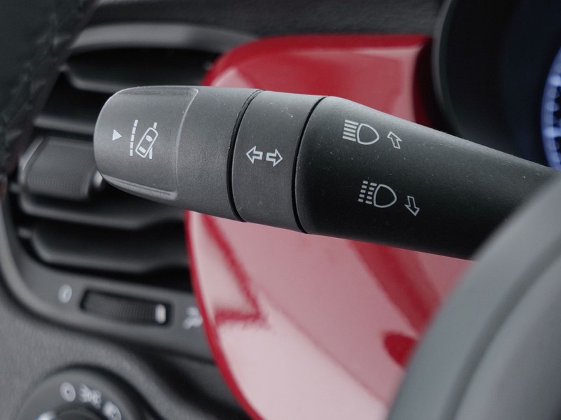 25 - Fiat 500X x 1.3 t4 150cv city cross dct