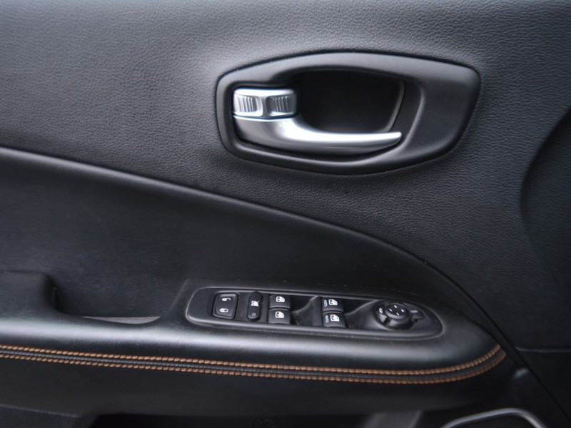 13 - Jeep Compass 1.4 multiair 2 140cv limited 2wd