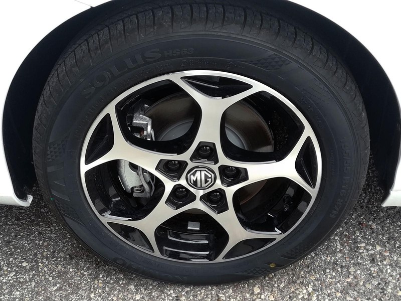 13 - Mg MG3 1.5 hybrid+ luxury