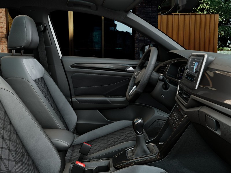 7 - Volkswagen T-Roc 2.0 tdi scr 115cv r-line plus