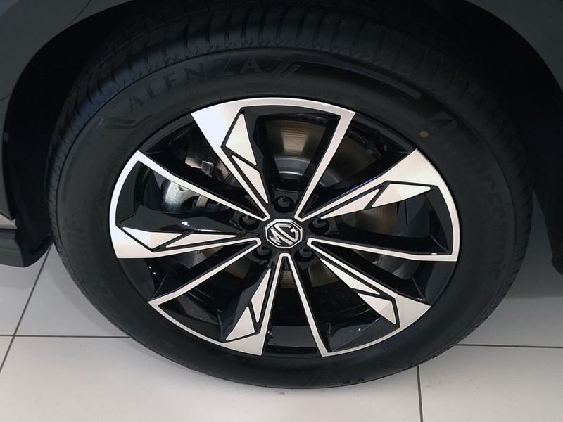 13 - Mg HS 1.5 hybrid+ comfort auto