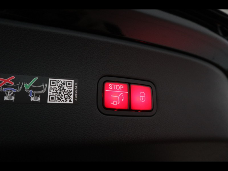 19 - Mercedes GLC coupe 220 d amg line premium 4matic 9g-tronic