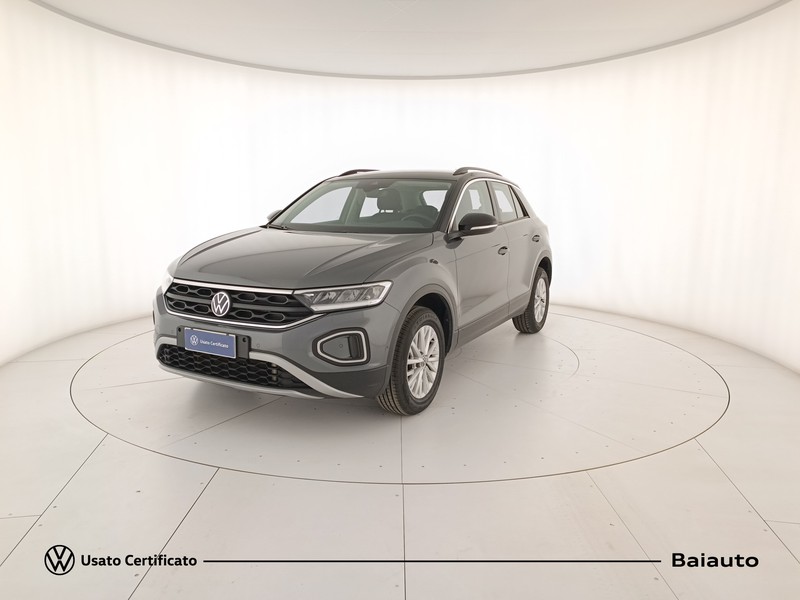 1 - Volkswagen T-Roc 2.0 tdi scr 150cv life dsg