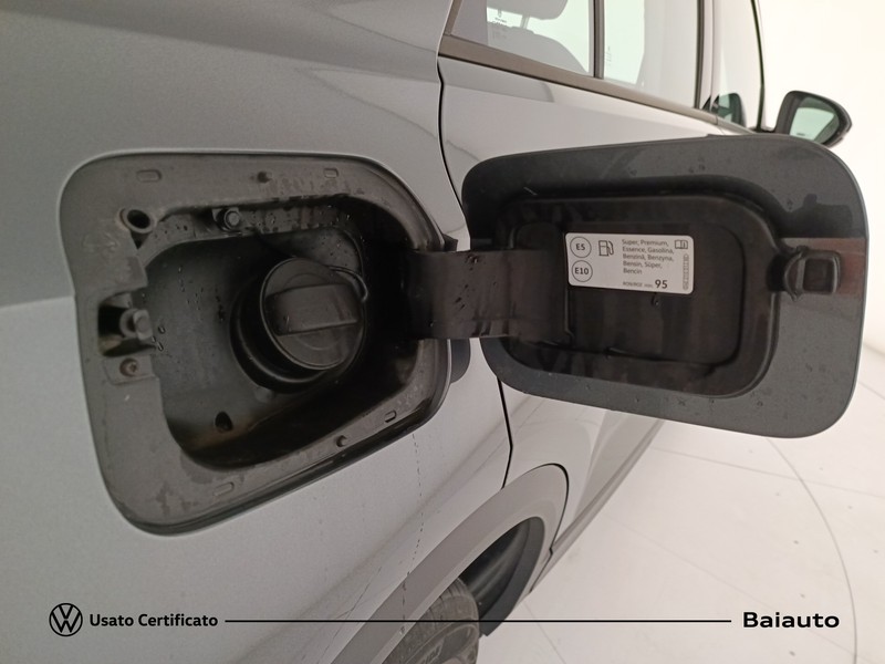 31 - Volkswagen T-Roc 2.0 tdi scr 150cv life dsg