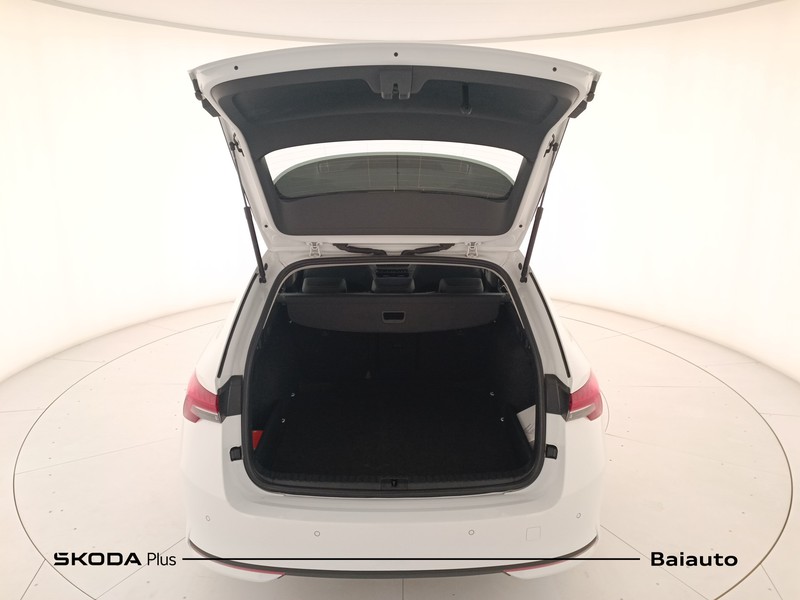 31 - Skoda Octavia wagon 2.0 tdi 150cv executive dsg