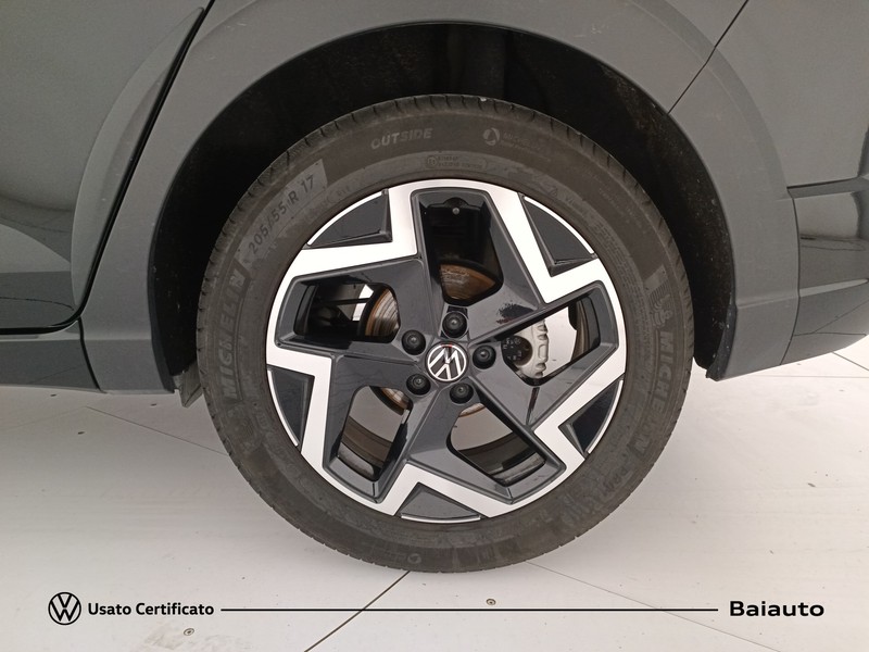 19 - Volkswagen Taigo 1.0 tsi 115cv r-line