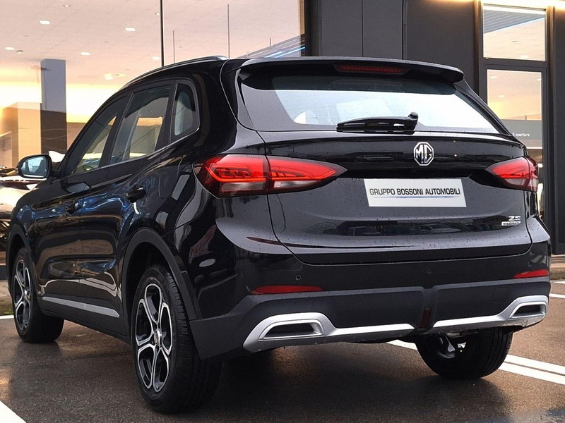 7 - Mg ZS 1.5 hybrid+ comfort auto