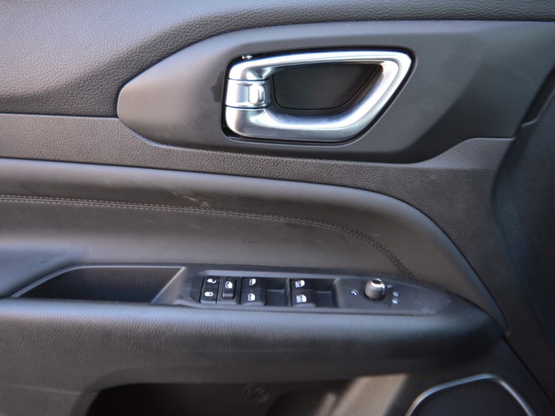 13 - Jeep Compass 1.6 multijet ii 130cv s 2wd