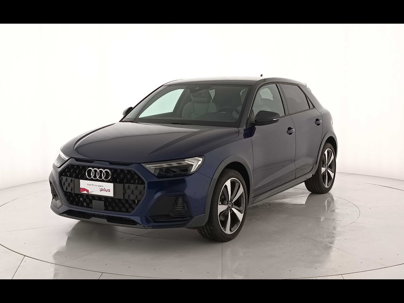 1 - Audi A1 allstreet 30 1.0 tfsi 116cv identity contrast s tronic