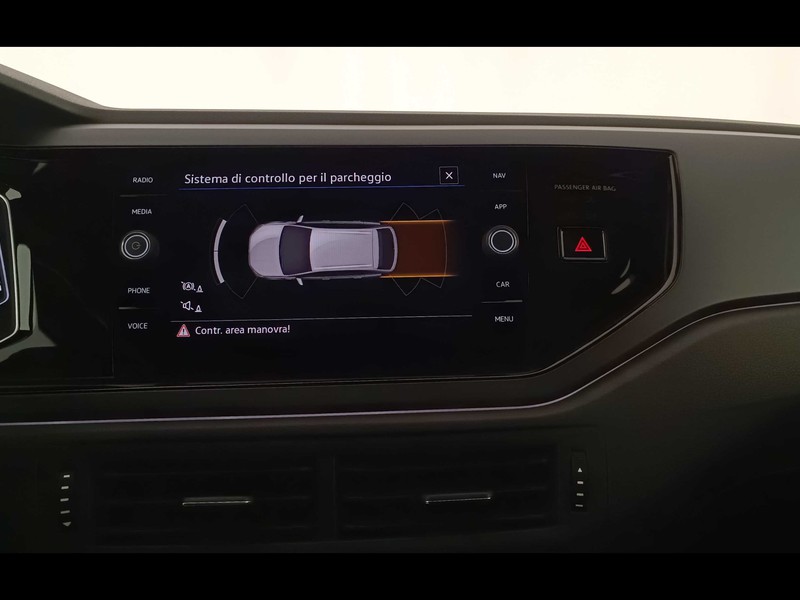 19 - Volkswagen Taigo 1.5 tsi 150cv r-line dsg