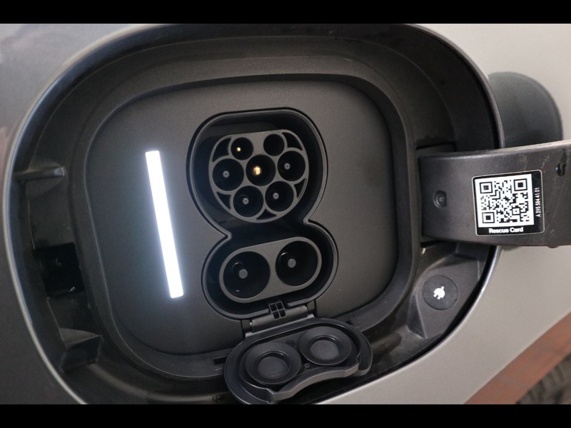 19 - Mercedes EQE 350 premium plus 4matic