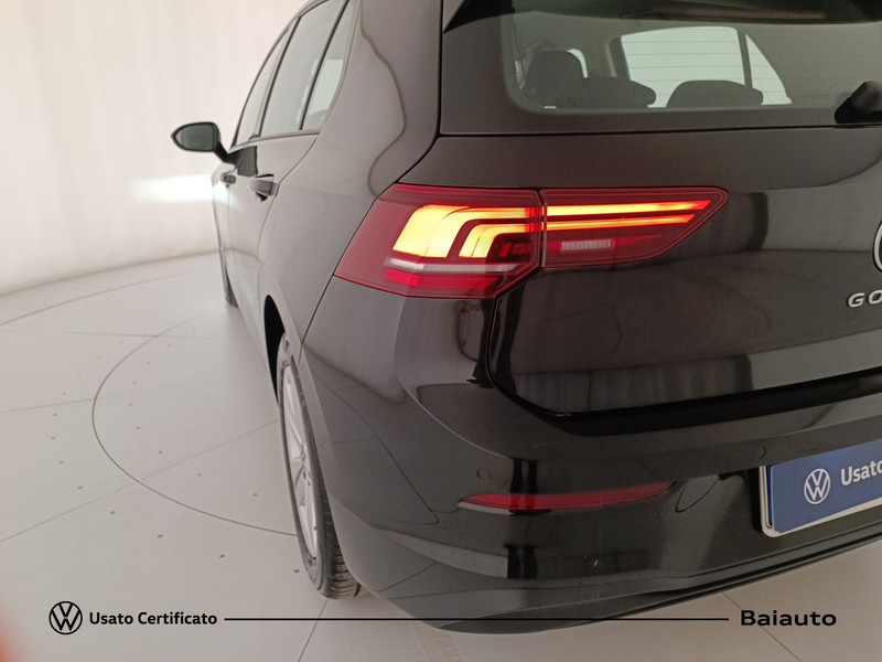 25 - Volkswagen Golf 2.0 tdi scr 115cv life