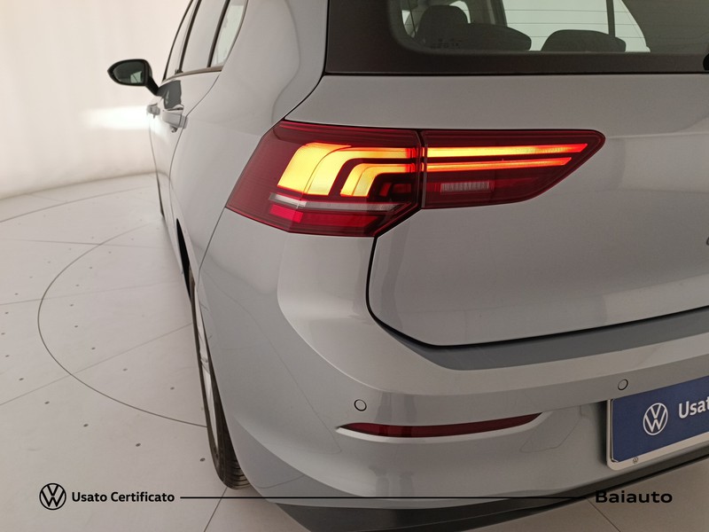 25 - Volkswagen Golf 2.0 tdi scr 115cv life