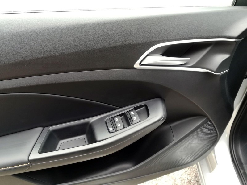 19 - Mg MG3 1.5 hybrid+ luxury