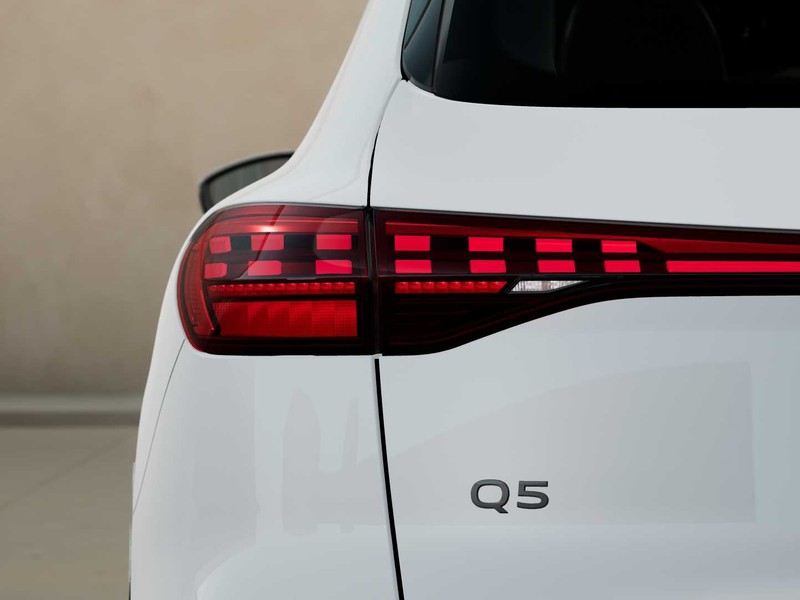 7 - Audi Q5 2.0 tdi mhev+ 204cv business advanced quattro s tronic