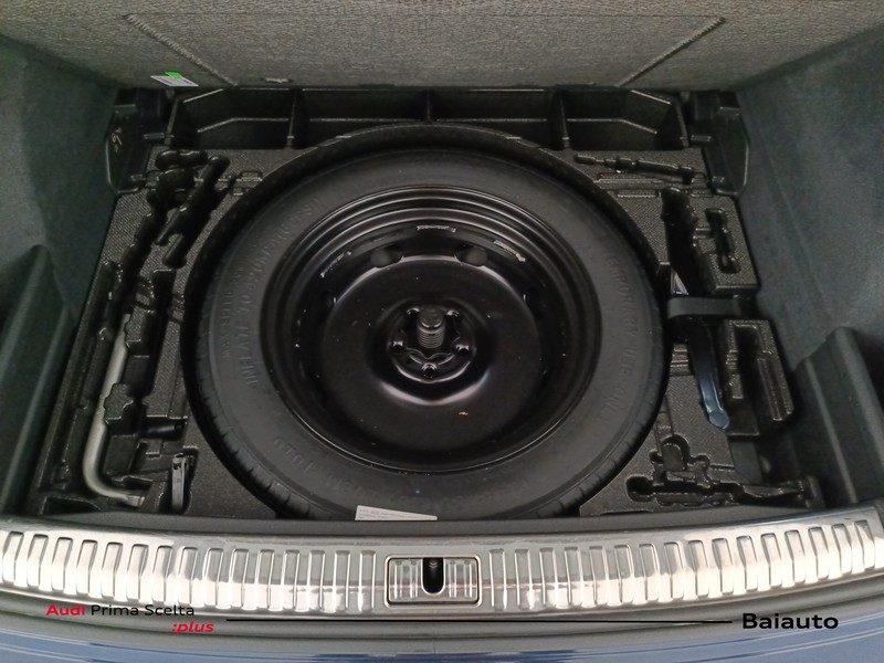 31 - Audi Q3 35 2.0 tdi s line edition s tronic