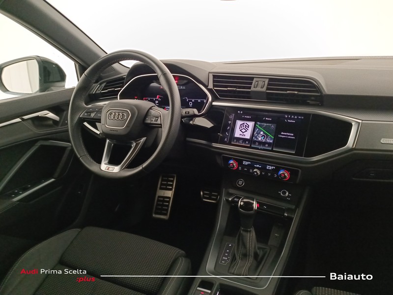 7 - Audi Q3 sportback 35 2.0 tdi s line edition s tronic