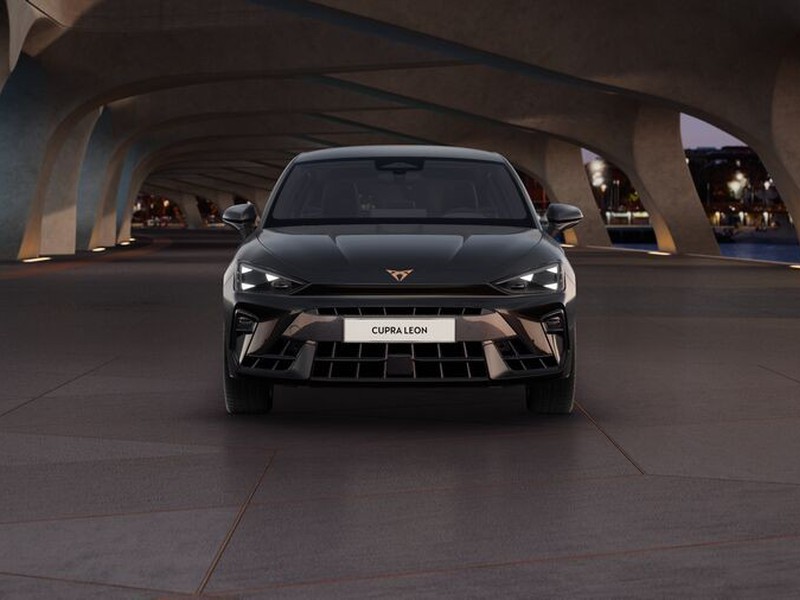 1 - Cupra Leon 1.5 hybrid 150cv dsg