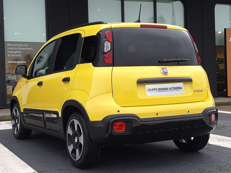 7 - Fiat Pandina cross 1.0 firefly hybrid 65cv cross s&s