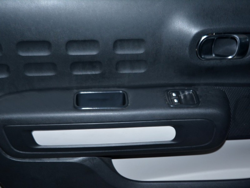 13 - Citroen C3 1.2 puretech 83cv you! s&s