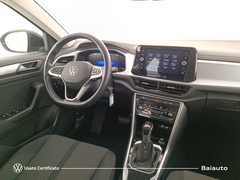 7 - Volkswagen T-Roc 2.0 tdi scr 150cv life dsg
