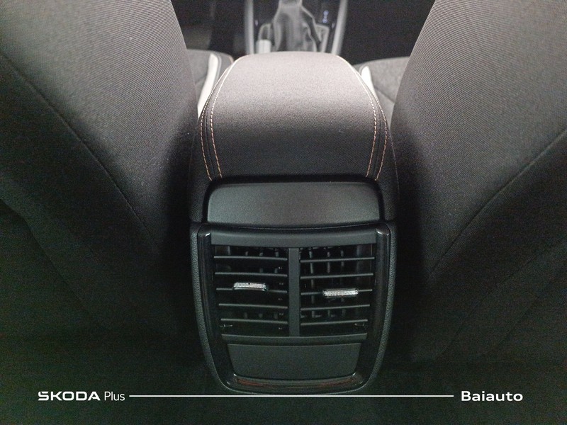 13 - Skoda Kamiq 1.0 tsi 110cv style dsg