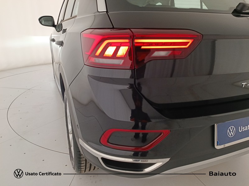 25 - Volkswagen T-Roc 1.0 tsi 115cv style