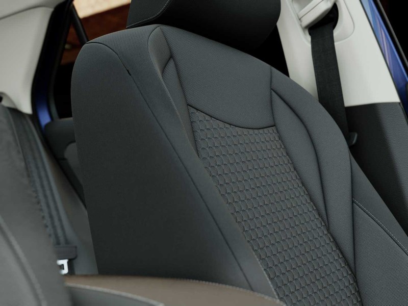 7 - Volkswagen T-Roc 1.5 etsi act 115cv life dsg