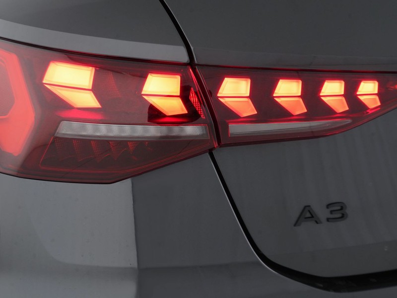 7 - Audi A3 allstreet 2.0 tdi 150cv business advanced s tronic