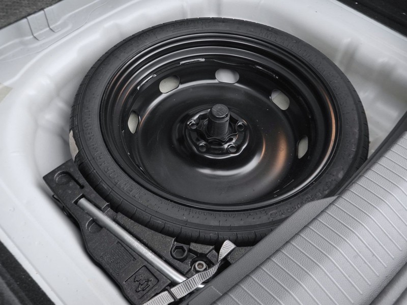 31 - Volkswagen T-Roc 1.0 tsi 110cv style