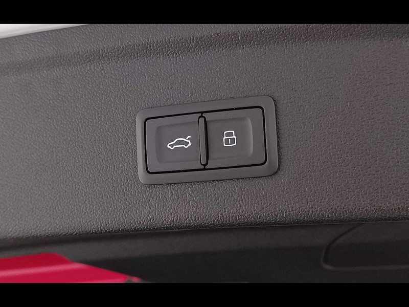 37 - Audi A3 sportback 45 1.4 tfsi e s line edition s tronic