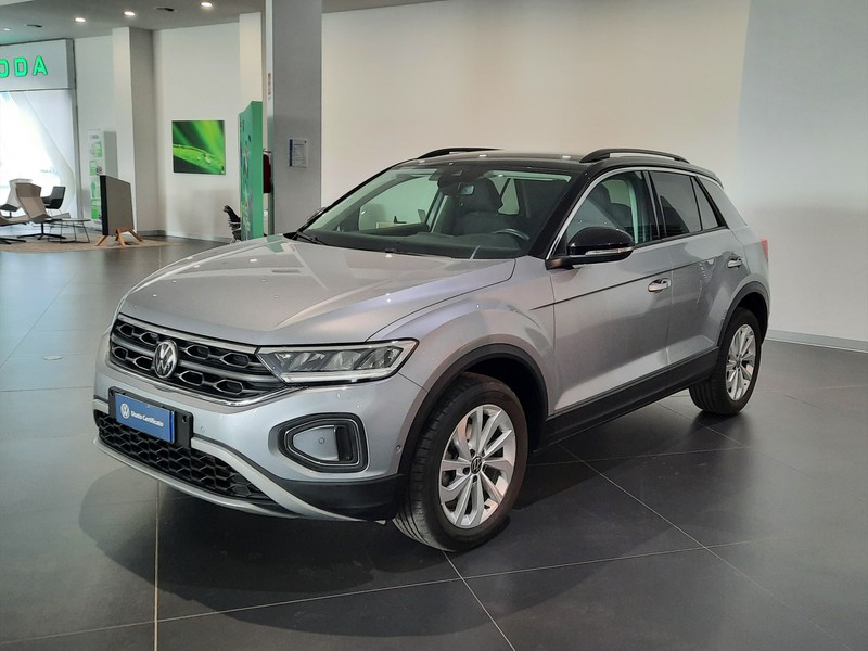 1 - Volkswagen T-Roc 1.0 tsi 110cv life