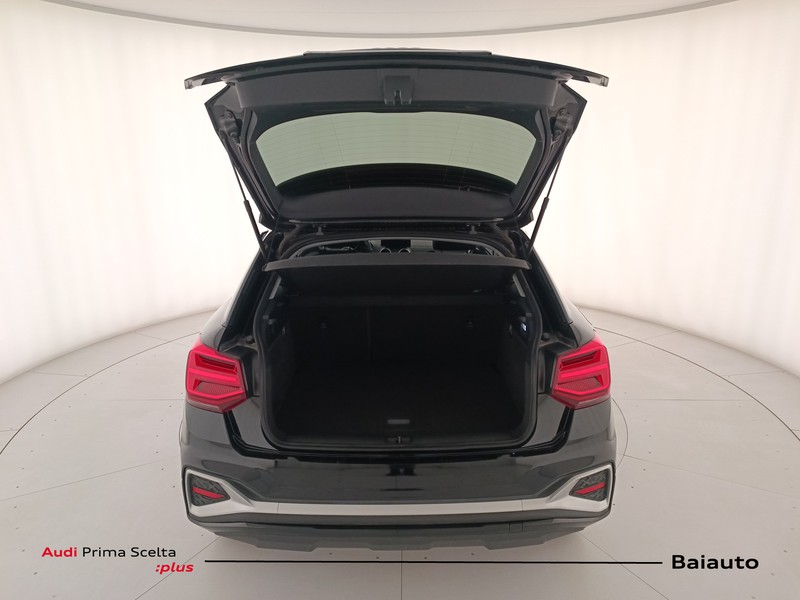 31 - Audi Q2 35 1.5 tfsi s line edition s tronic