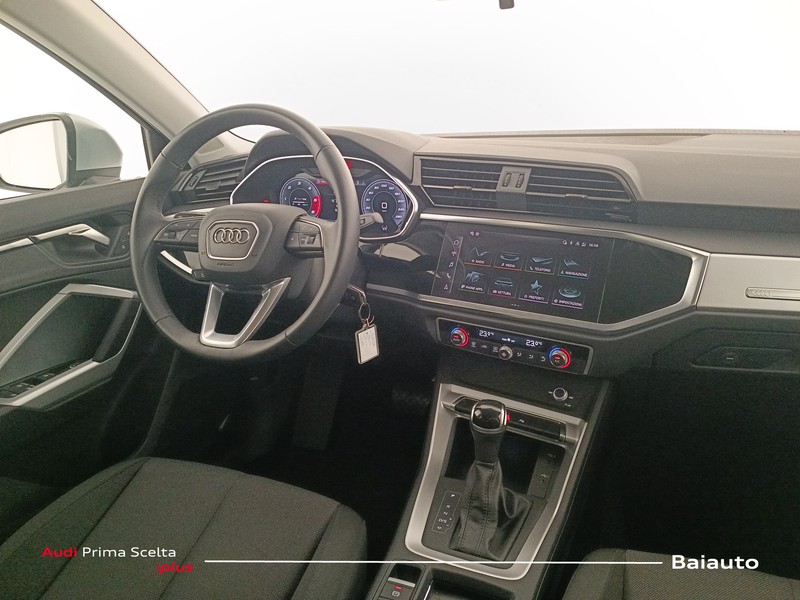 7 - Audi Q3 35 2.0 tdi business advanced s tronic