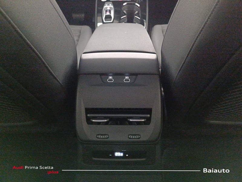 13 - Audi A5 avant 2.0 tdi mhev+ 204cv business advanced