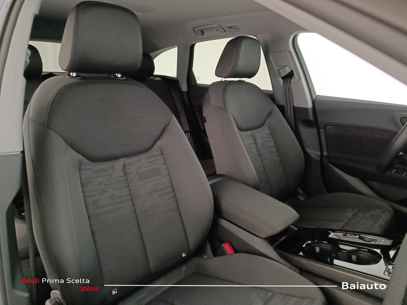 19 - Audi A5 avant 2.0 tdi mhev+ 204cv business advanced